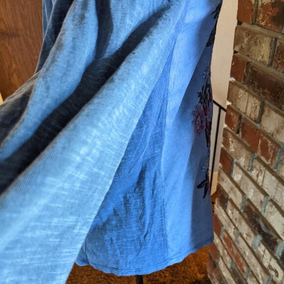 Embroidered,  button front Shirt - Picture 6 of 9